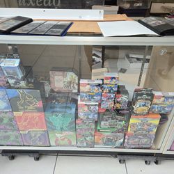 Card Show At Lloyd Center Saturday 03/21/26