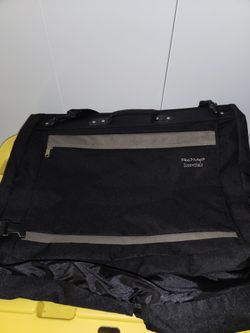 Rome Essentials Garment Bag