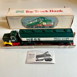 Working Lights - 1984 "Hess Fuel Oils" Fuel Tanker Truck Bank
