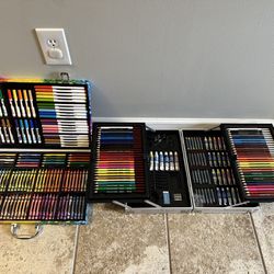 Set of 2 Art Sets w/ Cases - Crayola & Artist's Loft