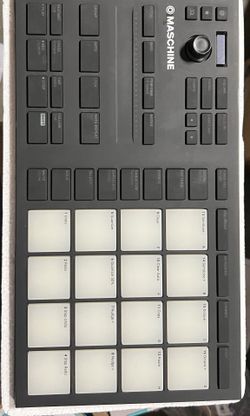 Native Instruments Maschine Mikro Mk3 Drum Controller