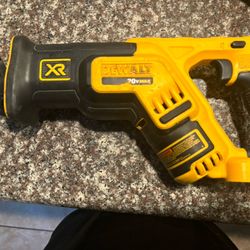 Dewalt Saw Zall XR 