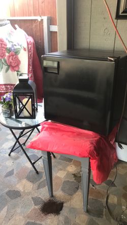 Small refrigerator