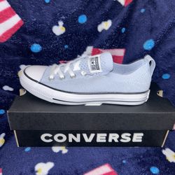 Converse Size 7 Women’s 