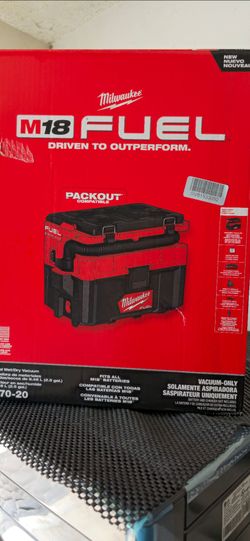 Milwaukee M18 FUEL PACKOUT Wet/Dry Vacuum