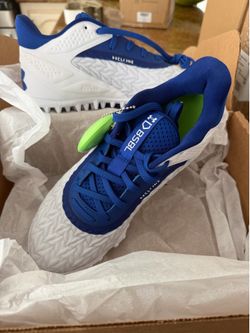 Under Armour’s turf shoes size 7
