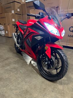 Venom SuperBike 250cc EFI Motorcycle | 6-Speed Fuel injected Street Legal