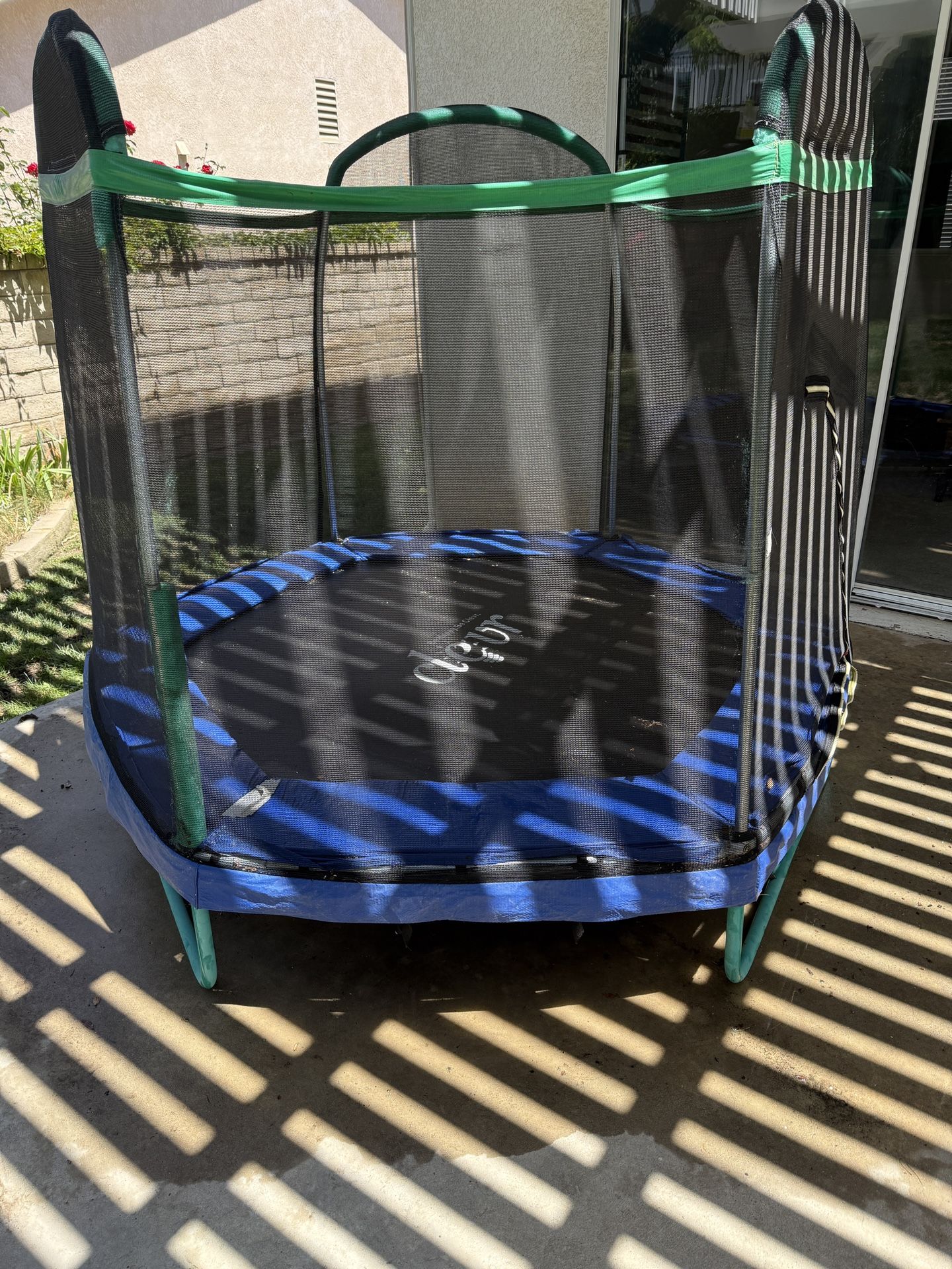 Kids 7-Foot Trampoline