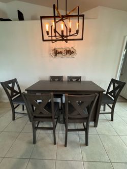 Dining room table with 8 chairs