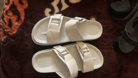 Beautiful white sandals Beautiful white sandals
