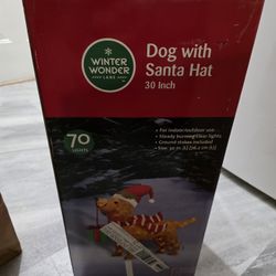 Christmas Retriever With Hat