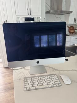 Apple iMac 21.5-inch (Late 2013)