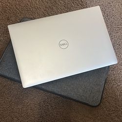 Dell XPS 7590 15.6 Inches