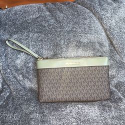 MK wristlet 