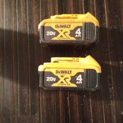 2 DeWalt 4ah Batteries 