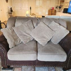 Free Clean Loveseat