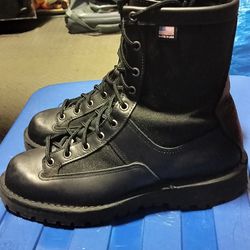 DANNER ACADIA BOOTS Size 10.5