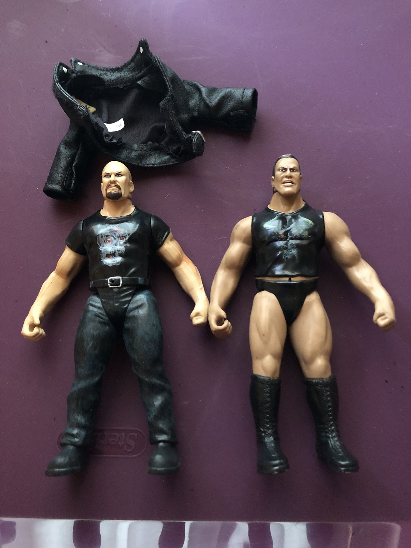 WWE Back Talkin’ Crushers. Stone Cold & The Rock