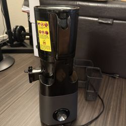 Used Fruit/Vegetable Juicer