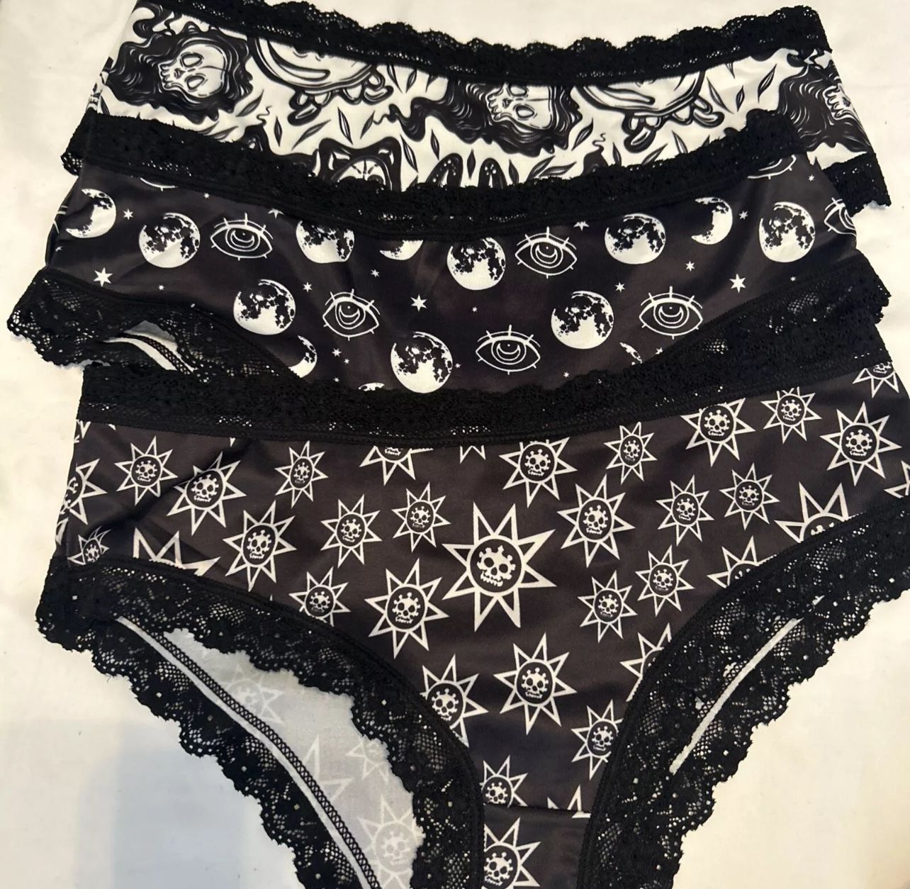 Morvia 3 Pack Of Underwear Emo Punk Goth Skater Designs Medium