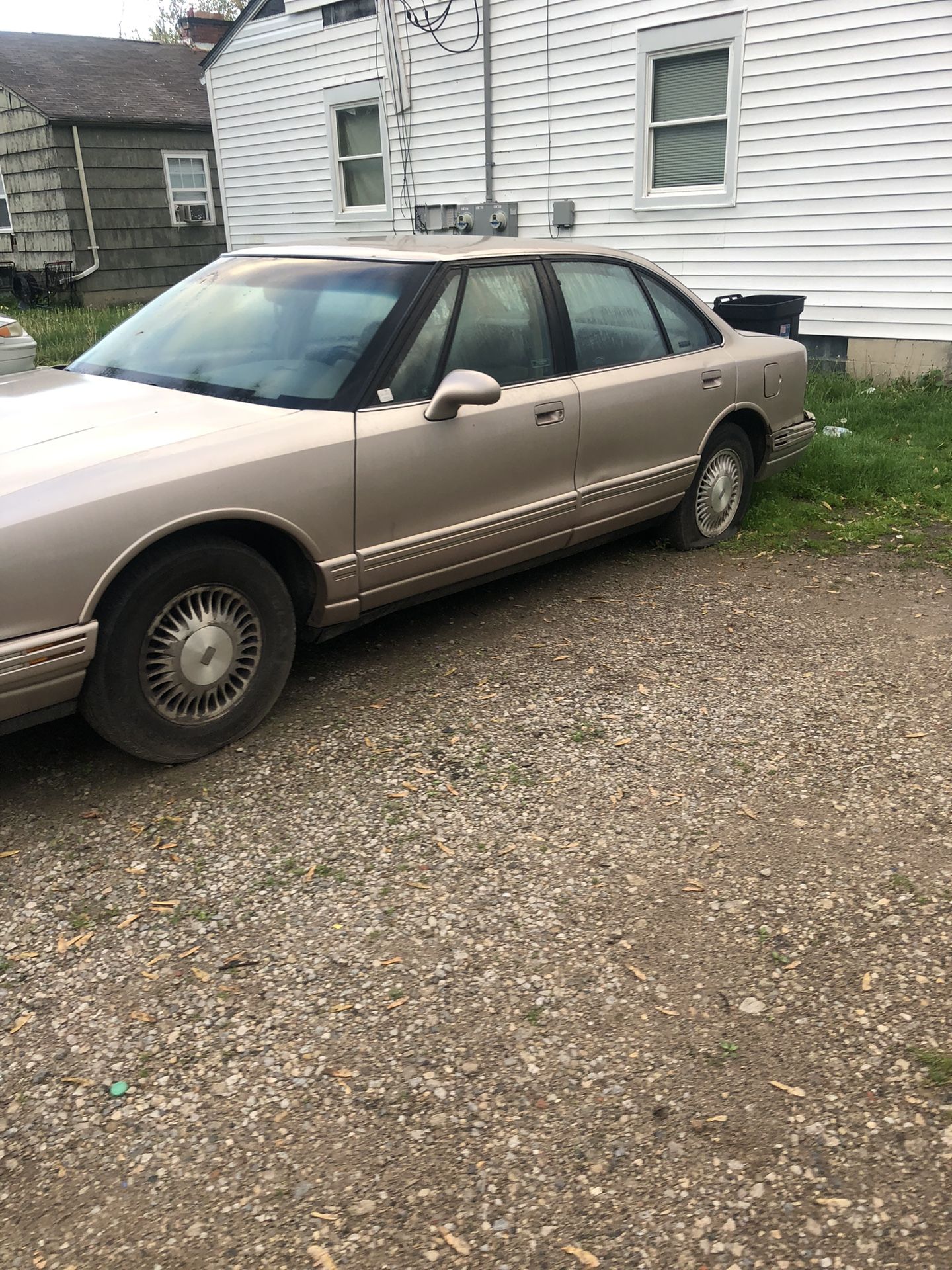 1998 Oldsmobile Regency