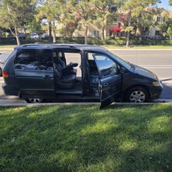 2005 Honda Odyssey 