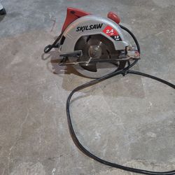 Skill corded saw