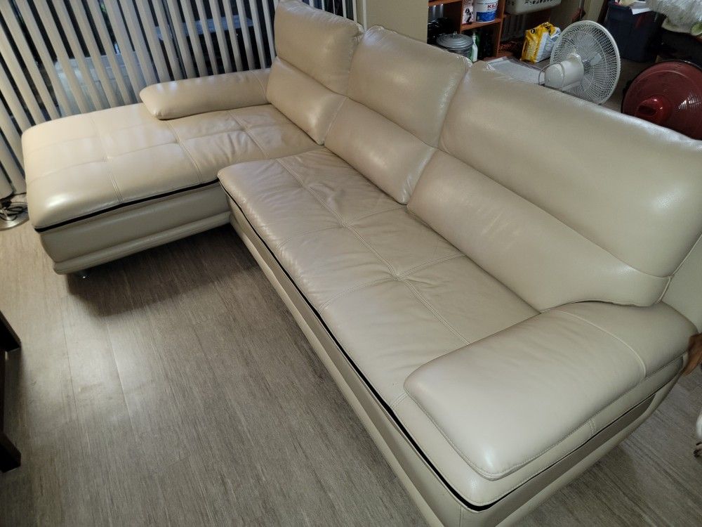 Lather Sofa Set