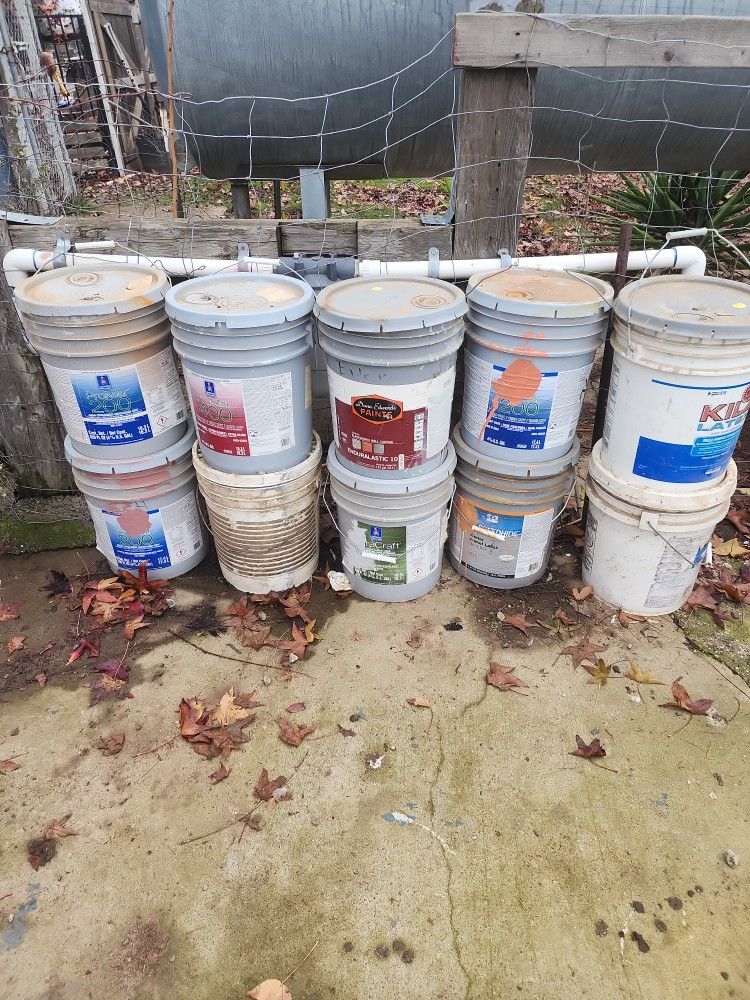 10 Buckets Sherwin Williams Paint