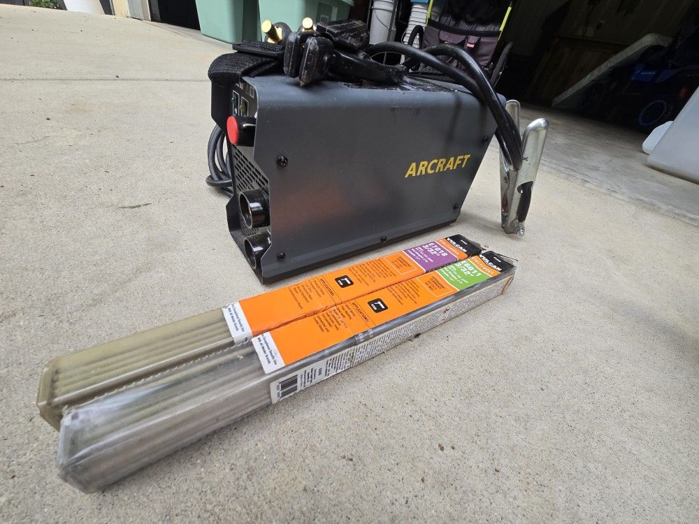 ~ ARCRAFT Arc 801 120V welder with 2 boxes (3# total) of welding rods