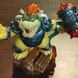 Sky lander Figurine 
