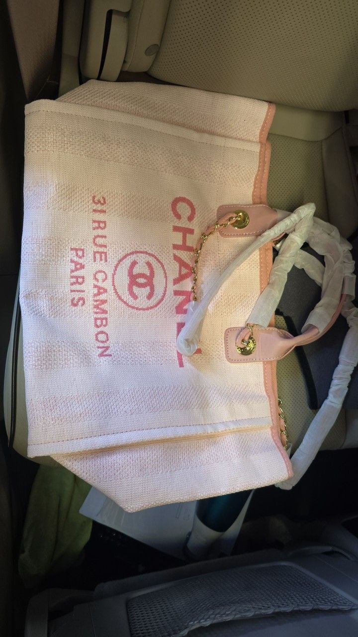 Pink Chanel Bag. With Certificate. 3200 Or Best Offer