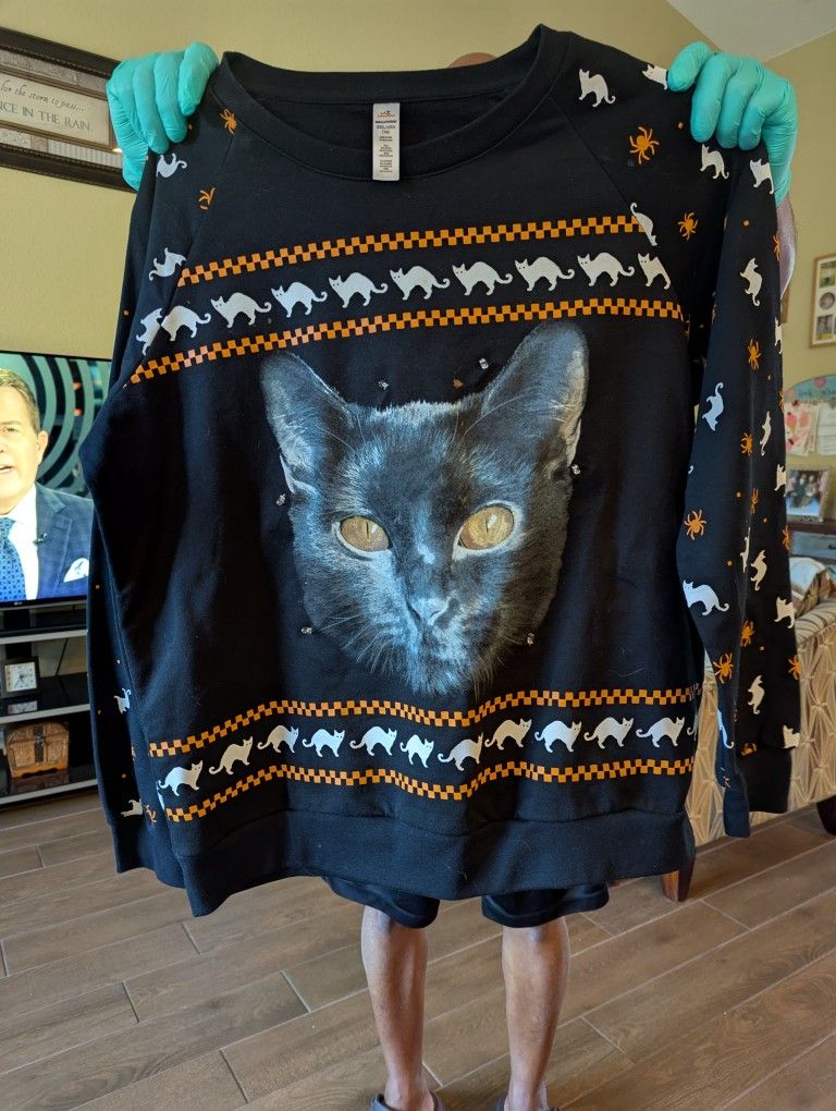 Halloween Sweater With Flashing Lights And Black Cat On Front