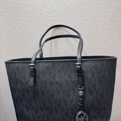 Michael Kors Jet Set Small Zip Top Laptop Travel Tote Handbag (Grey/Black Monogram)