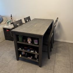 Kitchen Table And Chairs With Shelves 