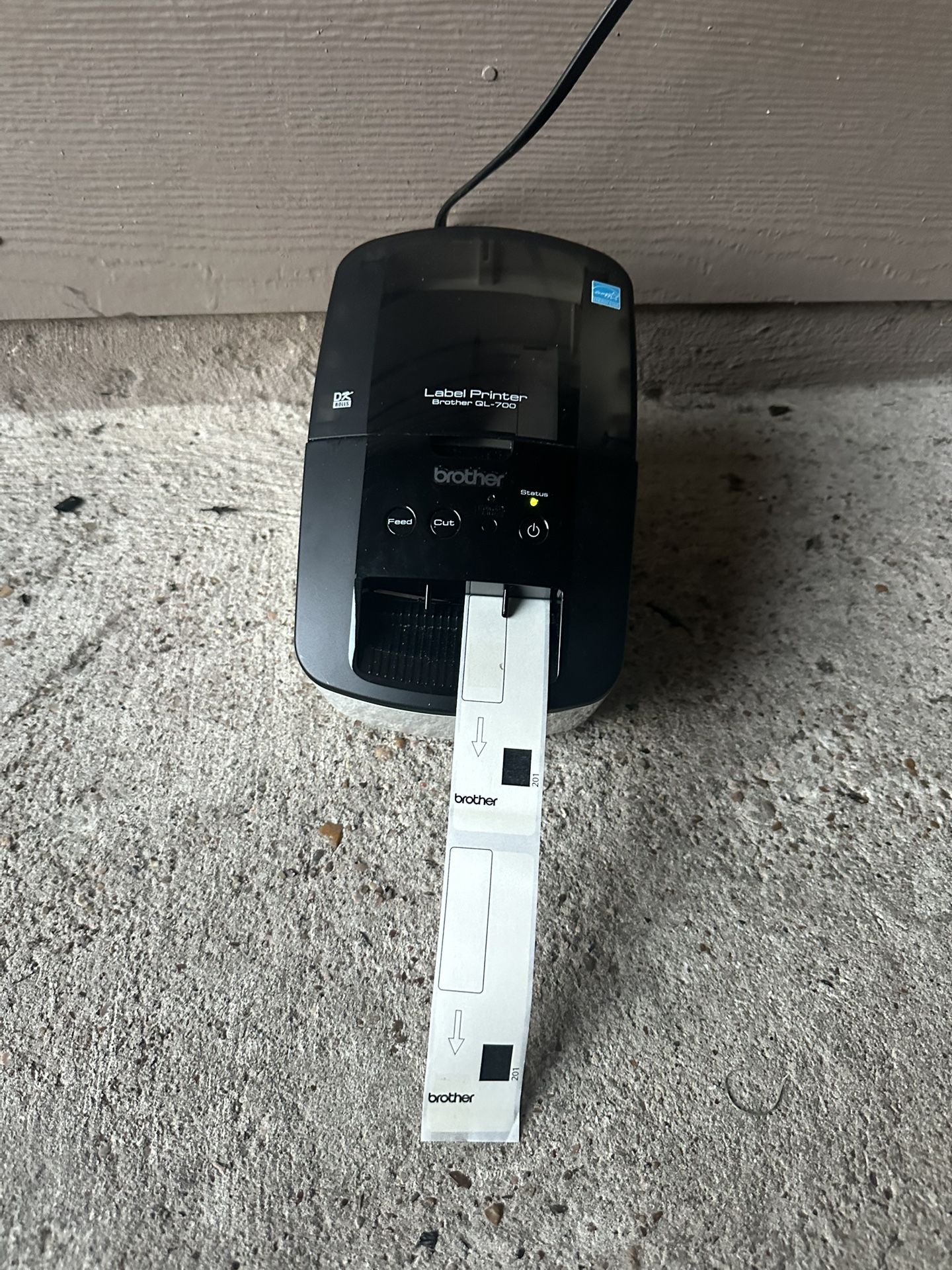 EXCELLENT WORKING BROTHER LABEL PRINTER QL-700