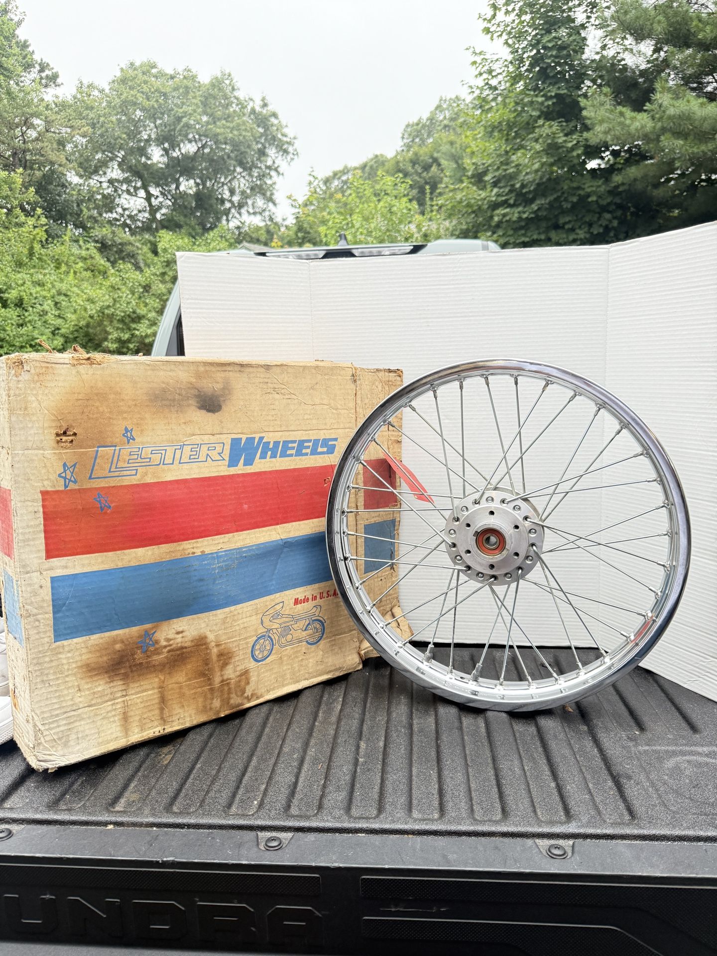 LESTER WHEELS 70’s Suzuki GT750 & RE 5 Chrome Front Wheel Rim