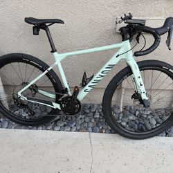 Canyon GRZL AL-6 - 12 speed $1200