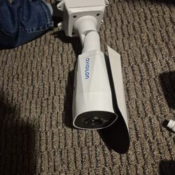 3 OUTDOOR SECURITY CAMERAS !!