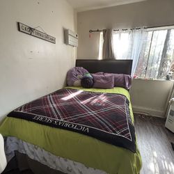 Queen Size Bed Set – Solid Wood Headboard + Frame (Mattress Optional)