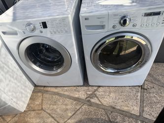 Stackable Lg Washer And electric Dryer Front Load 4.5&7.4 CuFt
