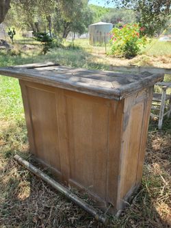 Free Solid Oak Wood and Brass Bar Needs Refinishing