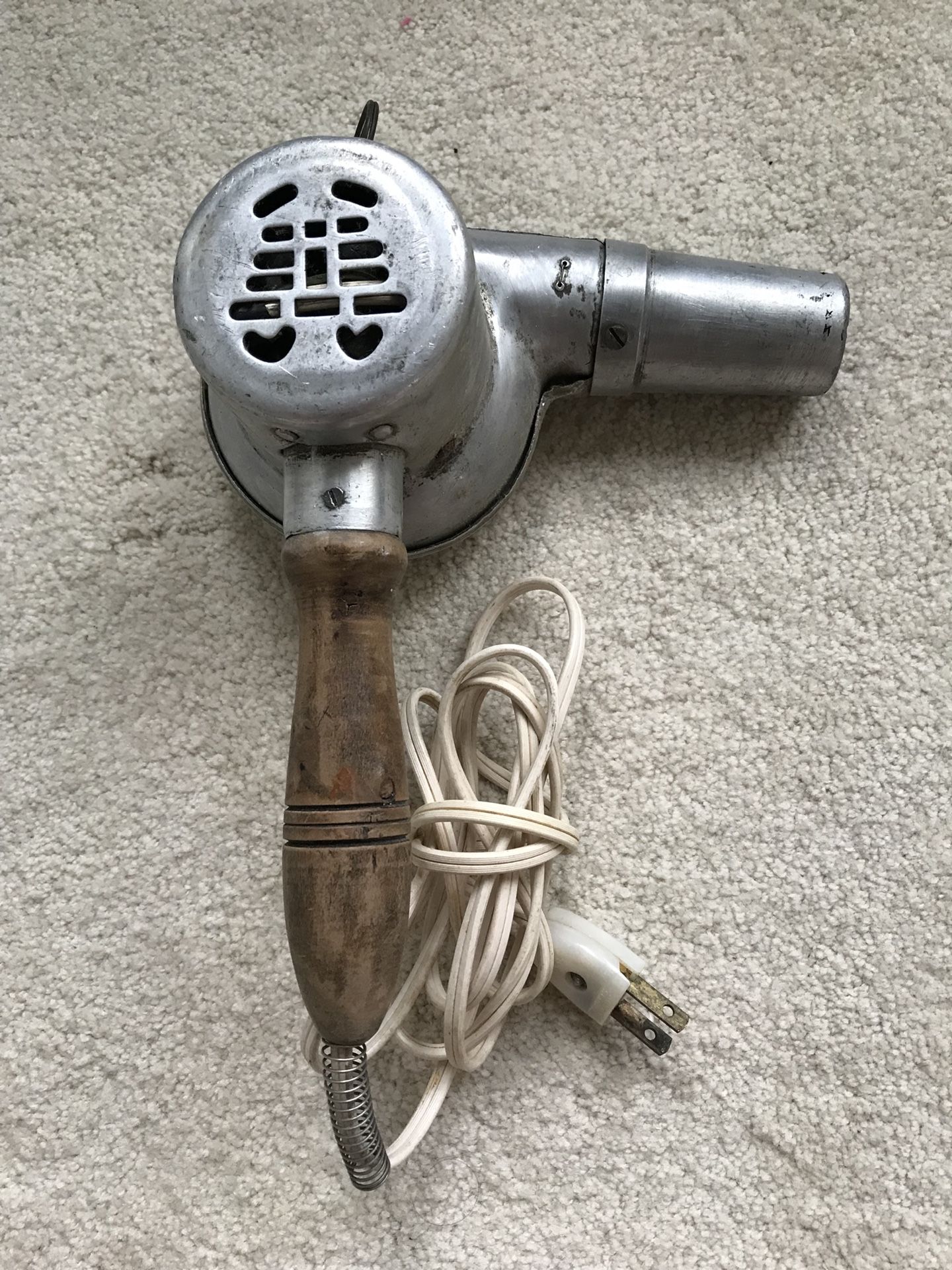 Antique hair blower works from 1950