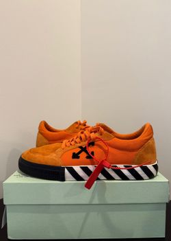 Sneaker Off-White Vulcanized Low “Orange”
