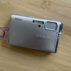 Nikon Coolpix S50c Silver Digital Camera | 7.2 MP