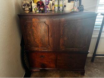Dresser-vintage solid wood