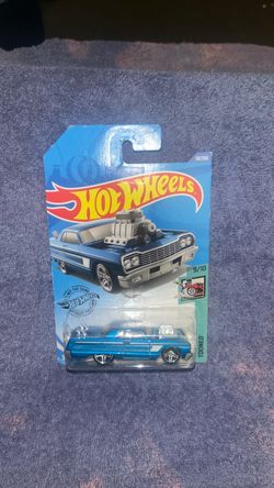 Hot Wheels Tooned #9/10 Blue Die-Cast Car