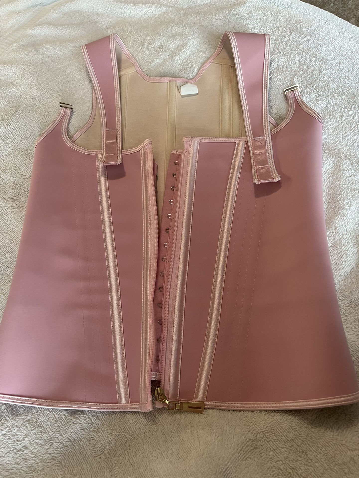 Faja Con Tirantes Small $15