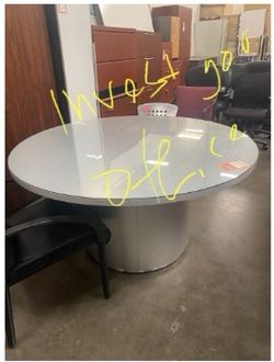 Circular Office Table (4’ Diameter x 30” H)
