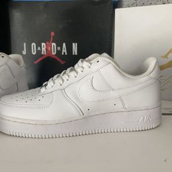 Air Force 1 Low Size 10.5M ( pick up only)